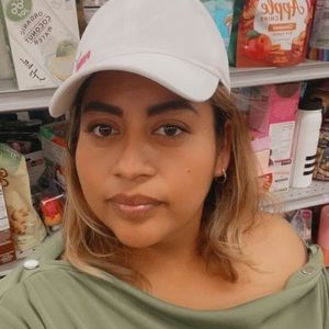 Meet your Posher, Mirian